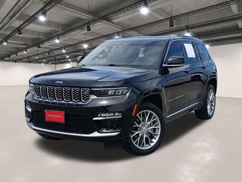Used 2023 Jeep Grand Cherokee Summit w/ Adv Protech Group IV RWD image 1