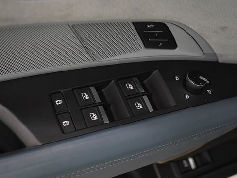 Used 2023 Audi e-tron GT Premium Plus w/ Performance Package image 23