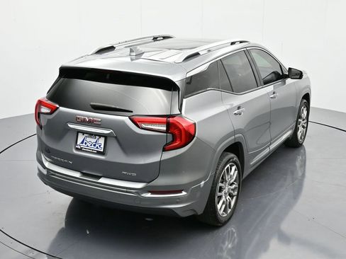 Used 2023 GMC Terrain Denali image 32