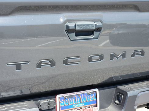 New 2026 Toyota Tacoma SR5 AWD/4WD image 11