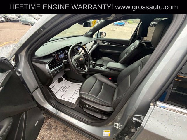 Used 2025 Cadillac XT6 Premium Luxury AWD/4WD image 11