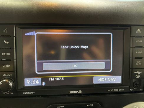 Used 2014 Jeep Wrangler Unlimited Sahara w/ Connectivity Group AWD/4WD image 23