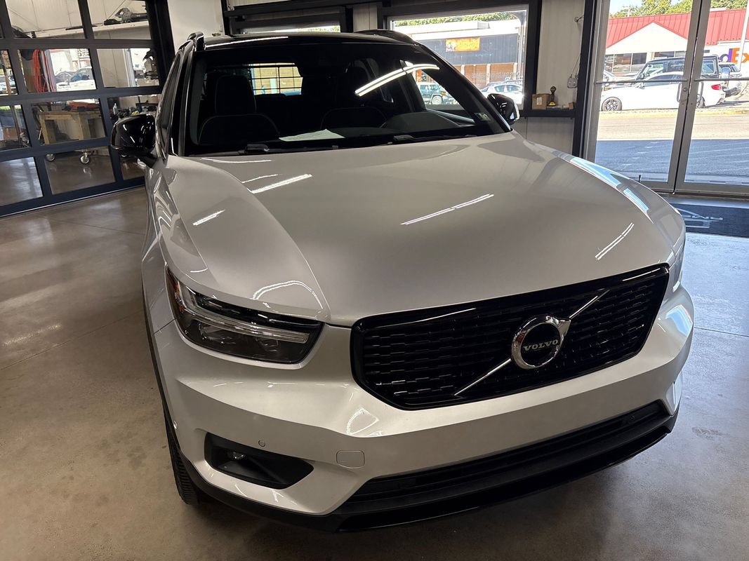 Used 2019 Volvo XC40 T5 R-Design AWD/4WD image 18