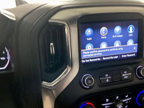 Used 2021 Chevrolet Silverado 1500 LT Trail Boss w/ LT Trail Boss Premium Package AWD/4WD image 6