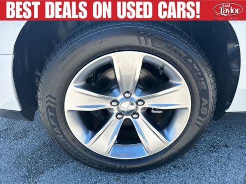 Used 2021 Dodge Challenger SXT RWD image 29