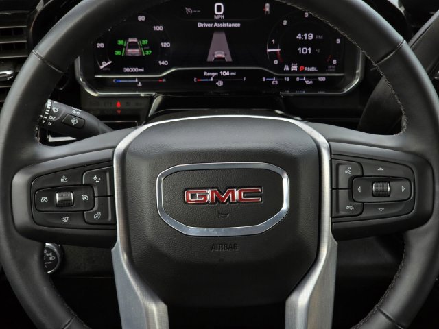 Used 2025 GMC Sierra 1500 SLT AWD/4WD image 19
