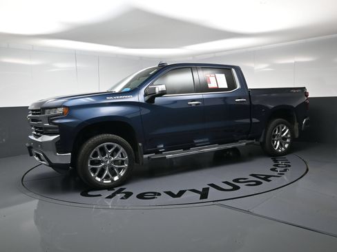 Used 2020 Chevrolet Silverado 1500 LTZ w/ LTZ Plus Package AWD/4WD image 6