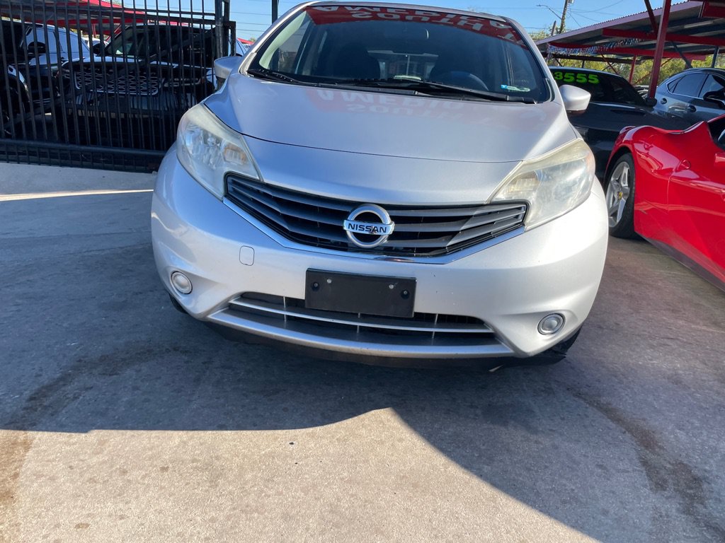 Used 2016 Nissan Versa Note SV FWD image 5