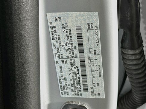 Used 2025 Ford Escape ST-Line Select AWD/4WD image 12