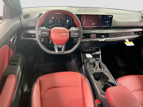 New 2025 Kia K4 GT-Line image 24