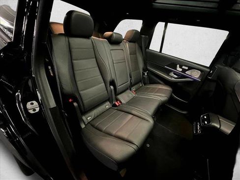 Certified 2022 Mercedes-Benz GLS 450 4MATIC image 29