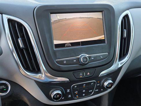 Used 2022 Chevrolet Equinox LT image 14