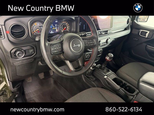 Used 2024 Jeep Wrangler Unlimited Rubicon w/ Technology Group AWD/4WD image 10