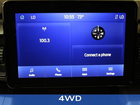 Used 2023 Ford Explorer XLT image 2