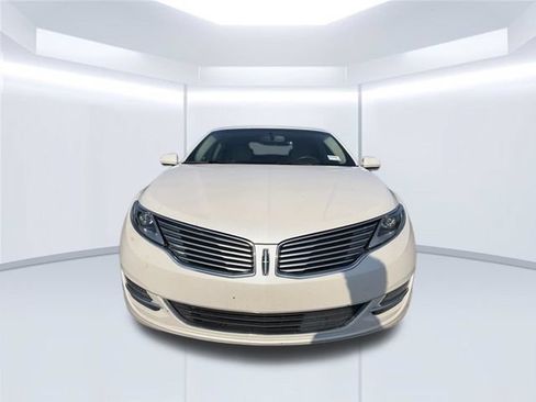 Used 2015 Lincoln MKZ Hybrid w/ Equipment Group 202A Reserve FWD image 2