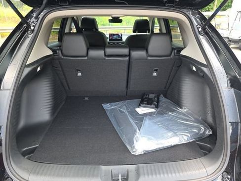 Used 2026 Honda HR-V EX-L image 5