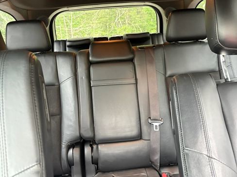 Used 2019 Dodge Durango GT AWD/4WD image 17