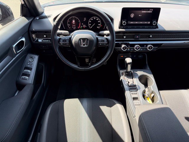 Used 2025 Honda Civic Sport image 6