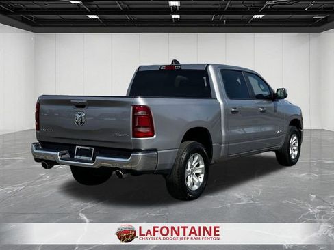 Used 2024 RAM 1500 Laramie AWD/4WD image 5