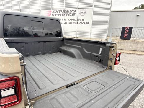 Used 2020 Jeep Gladiator Rubicon w/ Dual Top Group image 27