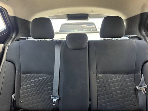 Used 2023 Nissan Kicks SV FWD image 33