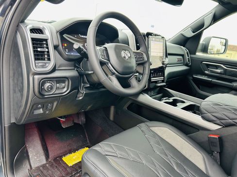 New 2026 RAM 1500 Big Horn AWD/4WD image 18