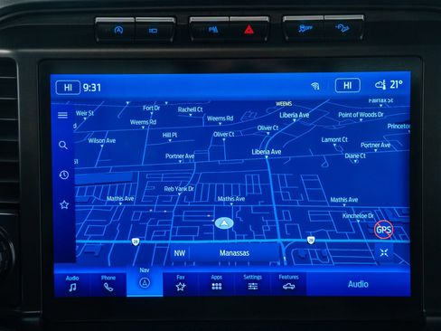 Used 2023 Ford F150 Lariat w/ Equipment Group 502A High image 30