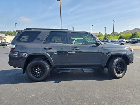 Used 2024 Toyota 4Runner TRD Off-Road Premium w/ Moonroof Package AWD/4WD image 9