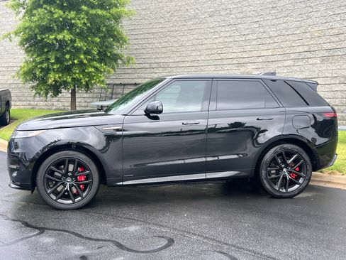 Used 2025 Land Rover Range Rover Sport Autobiography AWD/4WD image 4