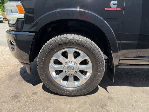 Used 2019 RAM 2500 Laramie AWD/4WD image 19