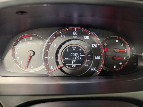 Used 2017 Honda Accord Sport image 16