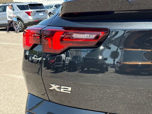 New 2026 BMW X2 xDrive28i w/ Technology Package image 10