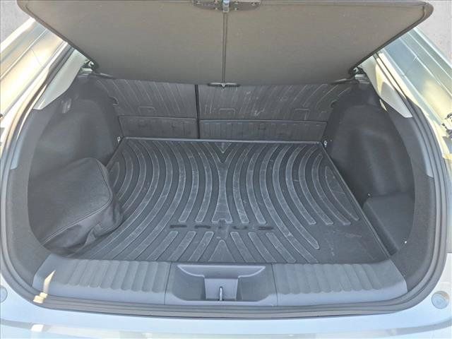 Used 2026 Toyota Prius Plug-In Hybrid FWD image 8