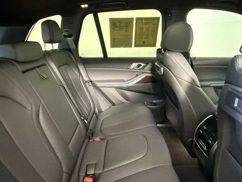 Used 2020 BMW X5 xDrive40i w/ Convenience Package image 49