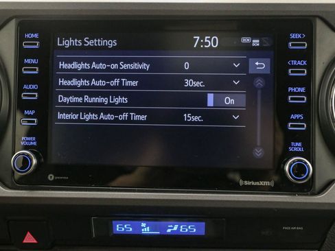 Used 2023 Toyota Tacoma TRD Sport AWD/4WD image 27