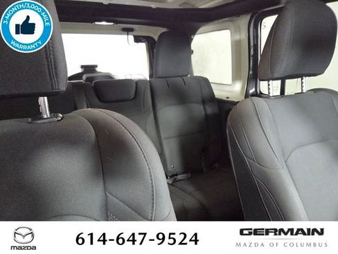 Used 2019 Jeep Wrangler Unlimited Sport S image 18