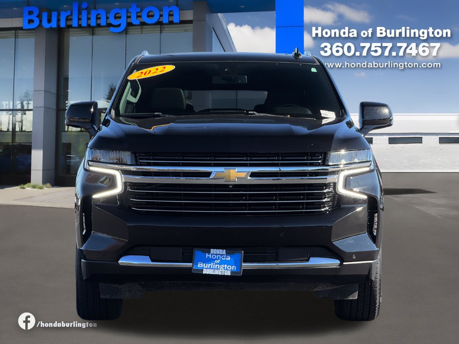 Used 2022 Chevrolet Suburban LT w/ LT Signature Plus Package AWD/4WD image 10
