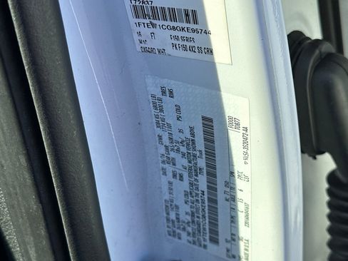 Used 2016 Ford F150 XLT w/ Equipment Group 302A Luxury image 31