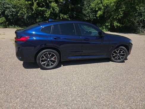 Used 2024 BMW X4 M40i AWD/4WD image 16