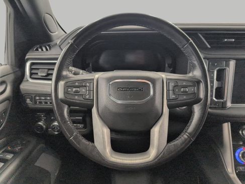 Used 2022 GMC Yukon Denali w/ Denali Ultimate Package AWD/4WD image 5