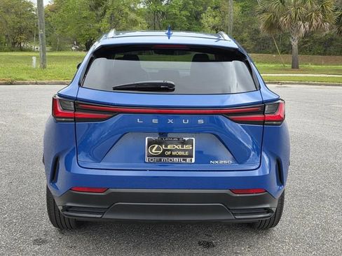 Used 2025 Lexus NX 250 FWD w/ Towing Package (2000 Lbs) image 3