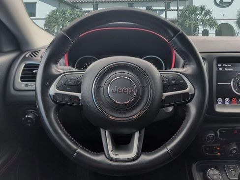 Used 2019 Jeep Compass Trailhawk AWD/4WD image 13