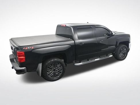 Used 2018 Chevrolet Silverado 1500 LT w/ All Star Edition AWD/4WD image 27