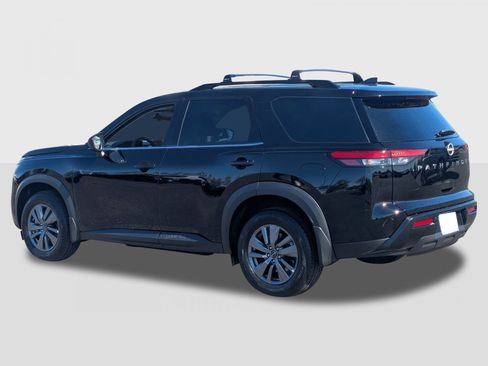 New 2026 Nissan Pathfinder SV image 3