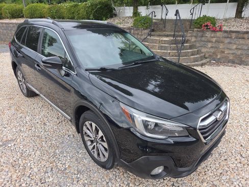 Used 2019 Subaru Outback 3.6R Touring w/ Protection Package #1 AWD/4WD image 8