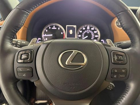 Used 2023 Lexus IS 300 w/ Comfort Package RWD image 11