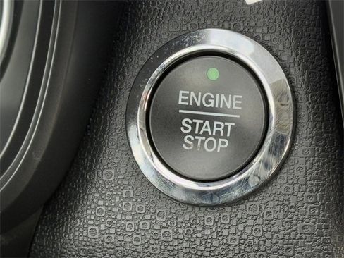 Certified 2021 Ford EcoSport SE image 15