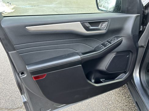 Used 2022 Ford Escape SE w/ Convenience Package image 15