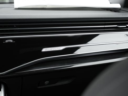 New 2026 Audi Q8 Premium Plus image 15