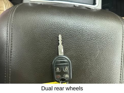 Used 2011 Ford F350 Lariat w/ Lariat Ultimate Pkg AWD/4WD image 37